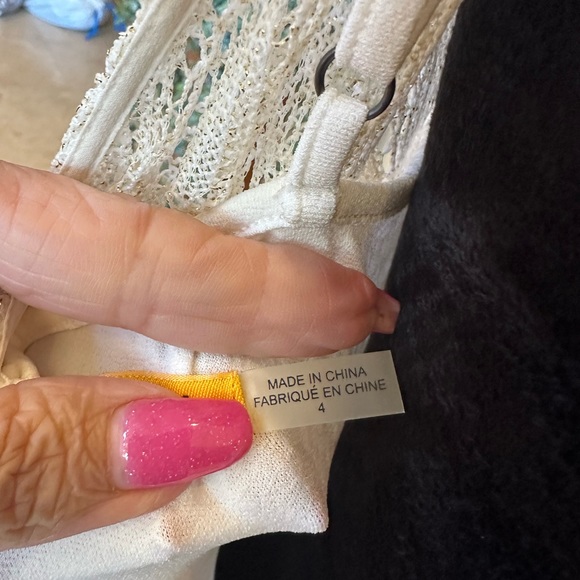 ALICE & OLIVIA Lace & Fringe Dress, Cream/Metallic NWT Size 4 - Picture 11 of 12